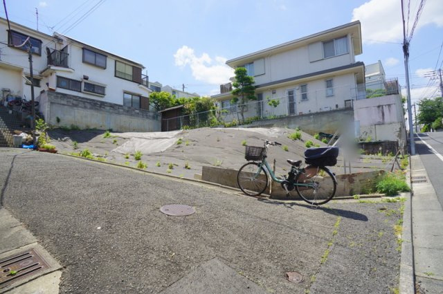 中央５　土地の外観|☆建築条件はございません
☆お好きなハウスメーカーで建築可能です