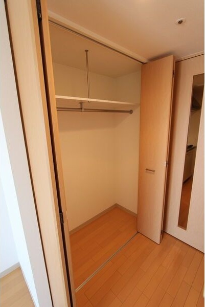 フローラル東別院の収納