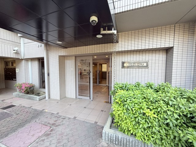 藤和シティホームズ灘のエントランス