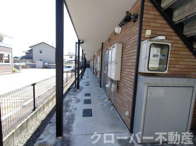 レオネクストクレール国分寺のロビー