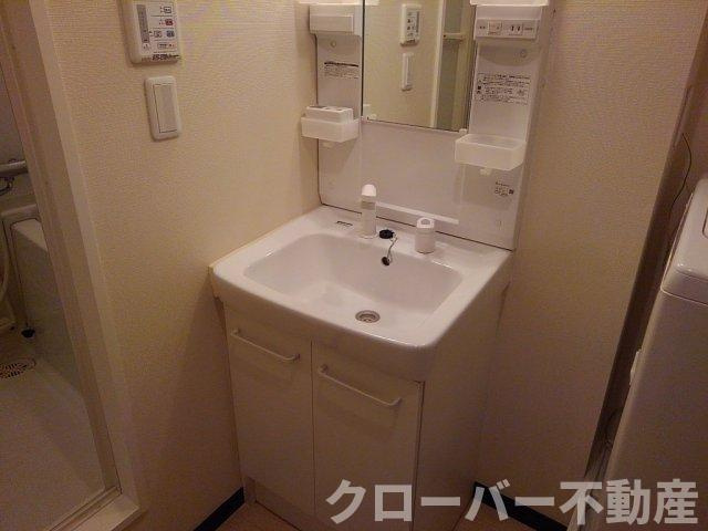 レオネクストクレール国分寺の洗面所