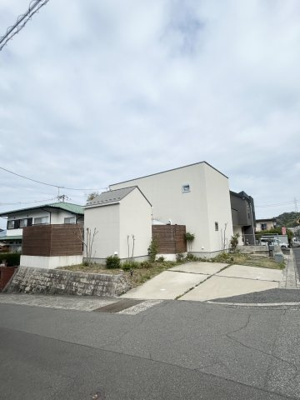 【前面道路含む現地写真】 | 広島市東区戸坂新町2
