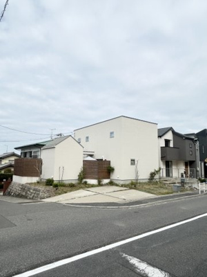 【前面道路含む現地写真】 | 広島市東区戸坂新町2