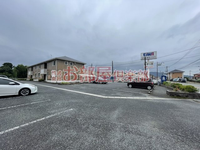 ラトンラヴール　Ⅰ番館の駐車場|駐車場があります