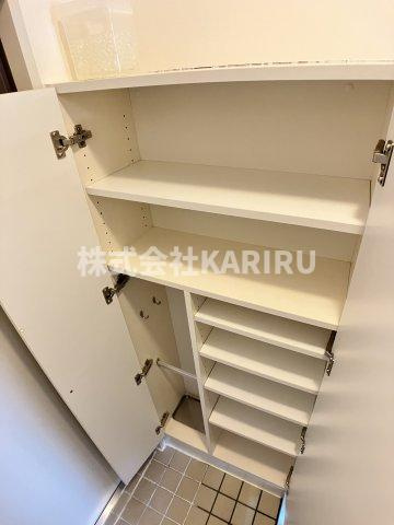 グランカーサ都島の収納