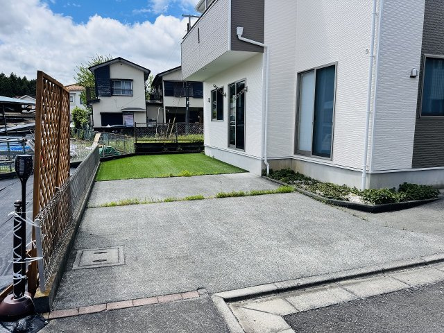 八王子市　川町　中古戸建ての駐車場|～2台駐車可能カースペース～