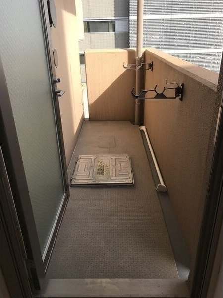 プレサンス名古屋STATIONザ・シティのバルコニー