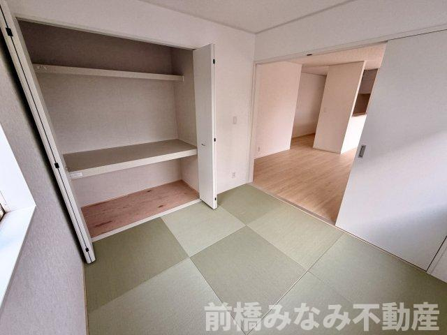 【新築】前橋市堀之下町第1　１号棟(全４棟)　クレイドルガーデン　新築建売分譲の和室|柔らかい畳が心地よい和室