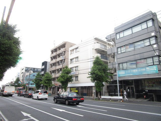 横浜市南区別所１丁目の倉庫
