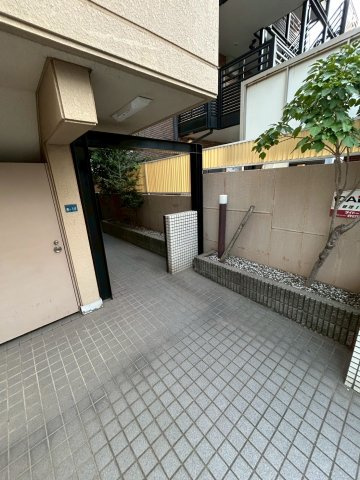 ダイドーメゾン御影Ⅲのエントランス