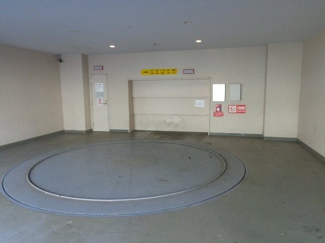 パークキューブ八丁堀の駐車場