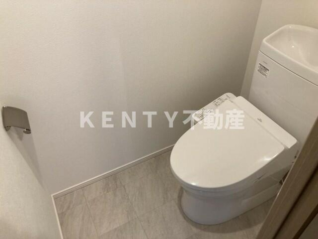 【トイレ】 | パークナードフィット田園調布 | ゆったりとした空間のトイレです