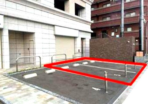 パークフラッツ弁天町駅前の駐車場
