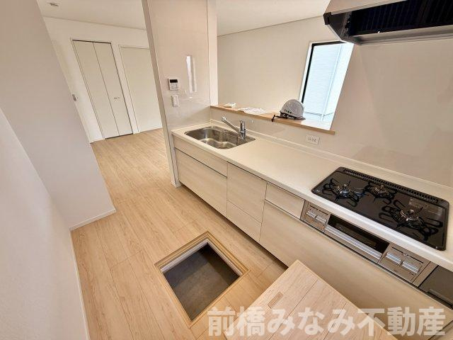 【新築】前橋市堀之下町第1　２号棟(全４棟)　クレイドルガーデン　新築建売分譲のキッチン|お料理しやすいキッチンです