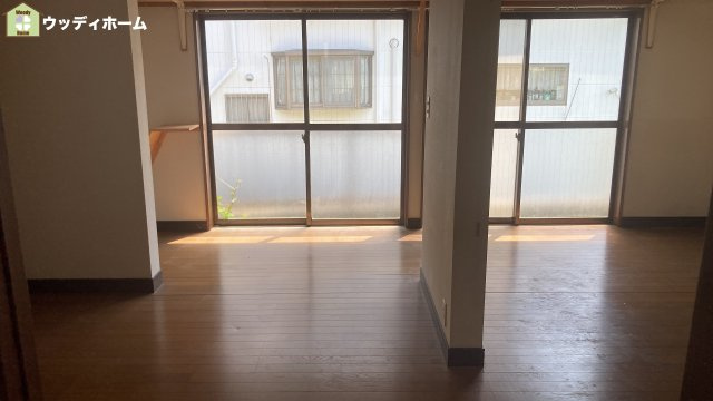 川口市木曽呂　中古一戸建ての洋室