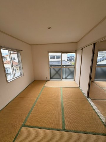 ベルメゾン松本Aの和室