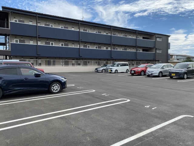 U･TOPIA31の駐車場