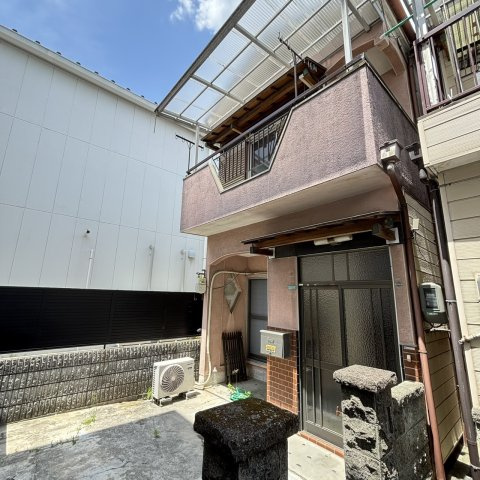長尾家具町貸家