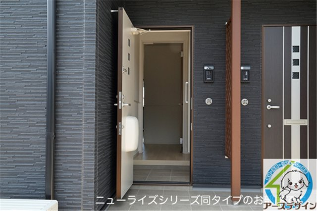 パイン　フォレストの玄関|パース写真