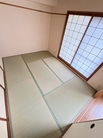 グランヴィラージュ逆瀬川 の和室