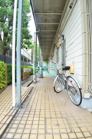 【エントランス】