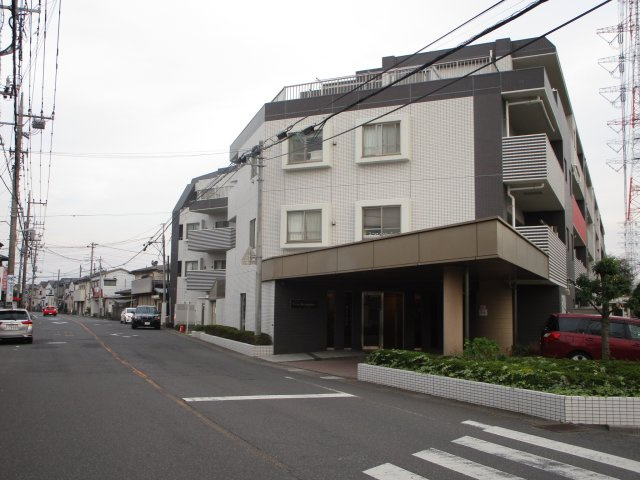 桶川市末広　中古マンションの外観