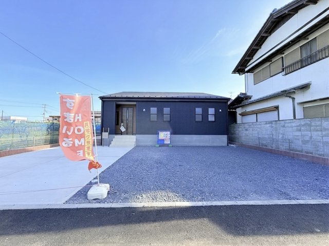 石岡市府中2期　新築戸建のその他|カースペース並列5台可能♪庭付き！