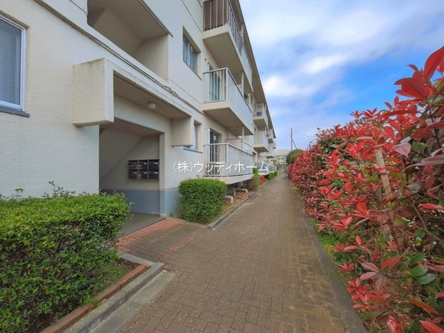 越谷シティハウス7号棟　中古マンションのエントランス
