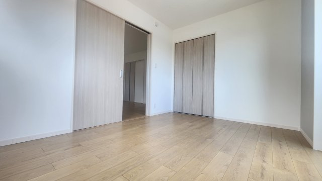 【寝室】シェリル神戸岡本