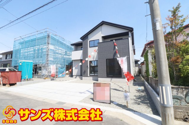 郡山市静町第７　　　  1号棟　　　　大成小学校、郡山第7中学区　の外観|南東側から見た駐車場を含む外観