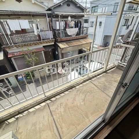 長尾家具貸家のバルコニー