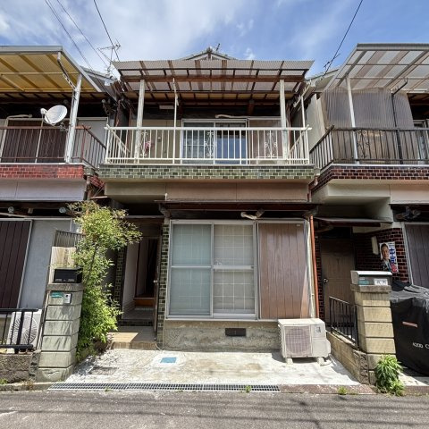 長尾家具貸家