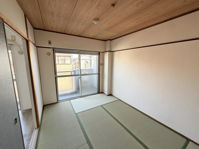 六甲スカイハイツの和室