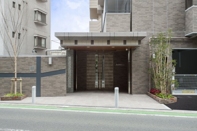 ザ・クロスメント　東光小学校区のエントランス|ザ・クロスメント