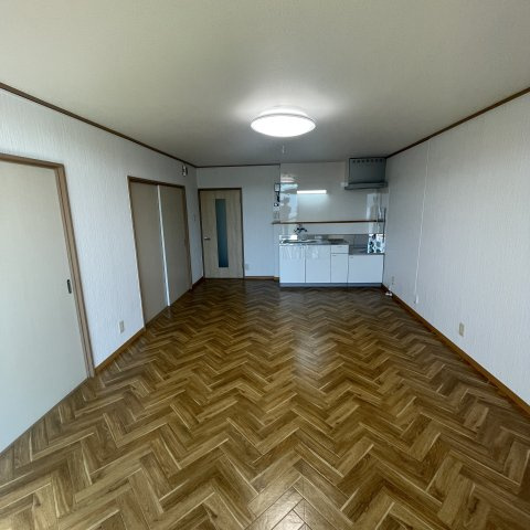東光マンションの居間・リビング