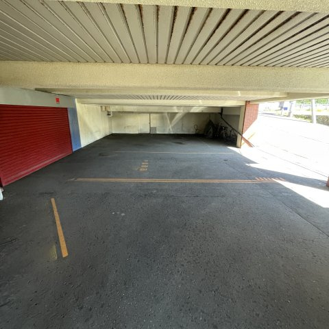 東光マンションの駐車場