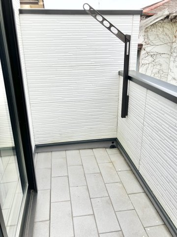 新吉田東戸建のバルコニー