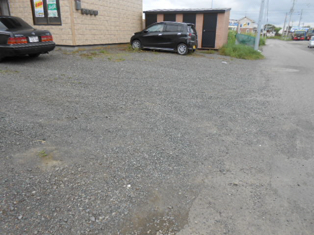 カーサグレースの駐車場