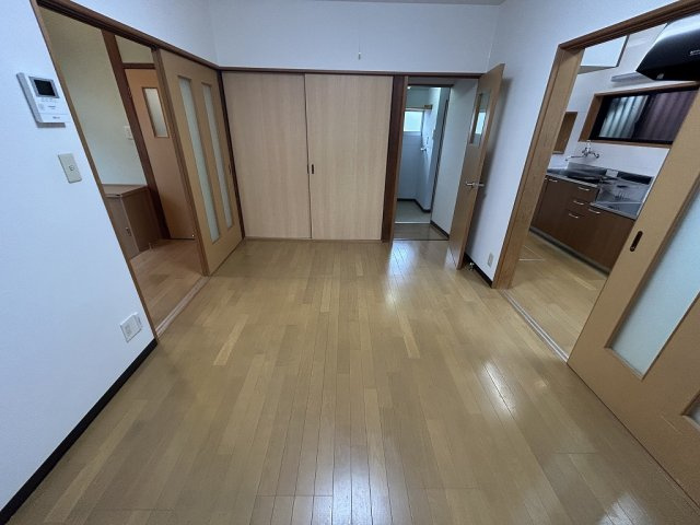 桜井町戸建　グランドハウスの居間・リビング|ゆったり過ごせるリビングです