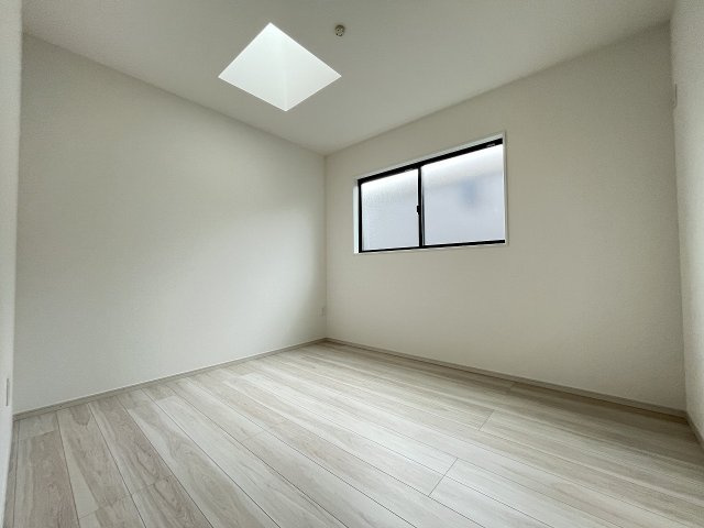 【子供部屋】 | 福岡市南区警弥郷3丁目3期　2号棟（全3棟）【仲介手数料無料・0円】 | 施工例。施工例は完成時と異なる場合があります。