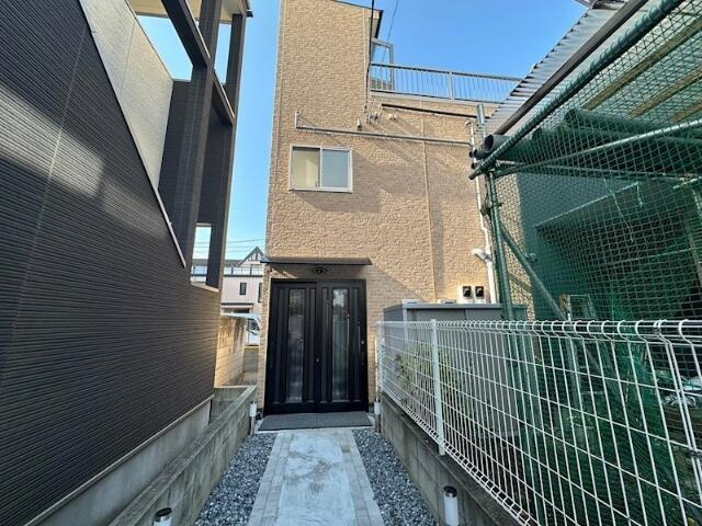 南小岩8丁目住宅のエントランス