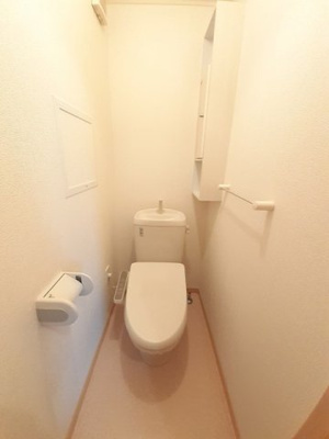 【トイレ】 | ラルジュメゾンＢ | コンパクトで使いやすいトイレです