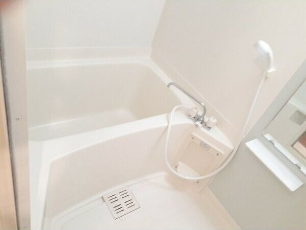 BLUELAGOON　WESTの浴室