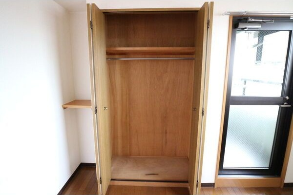 グランベール安田通の収納