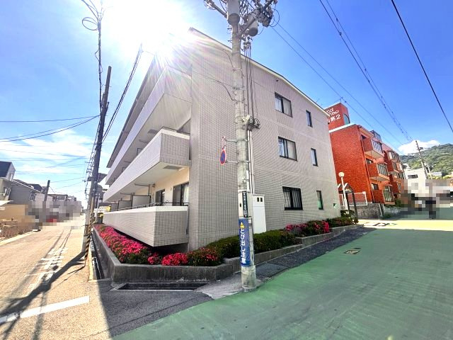 フィール甲南の外観