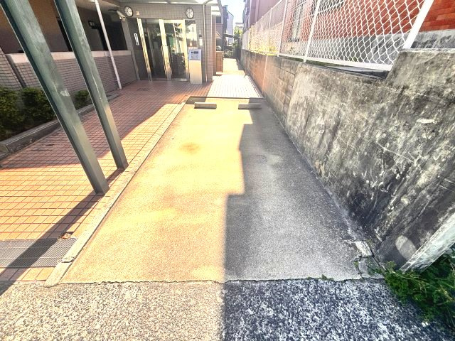 フィール甲南の駐車場