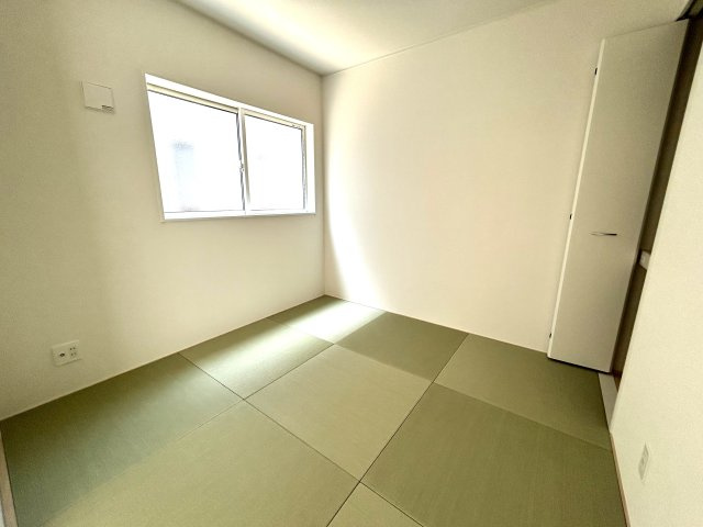 三木市緑が丘町本町第2－2号棟の和室