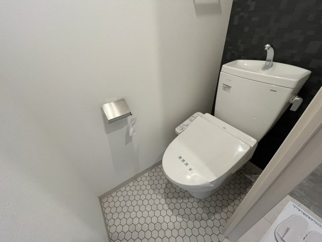 アプリーレ元町ウエストのトイレ|同物件別部屋写真
