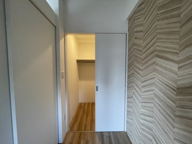 セレニテ神戸ミラクシュッドの収納|同物件別部屋写真