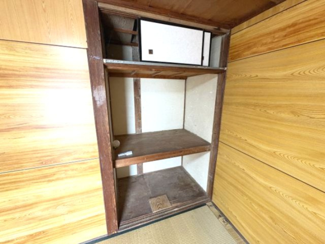 長田区長者町貸家の収納